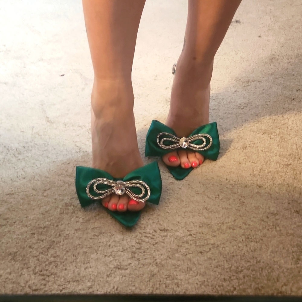 Sexy Green Heels